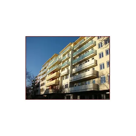 Studio Orszagbiro Utca * Budapest